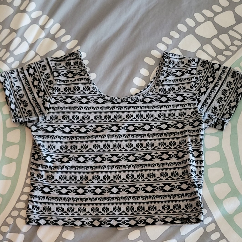 Fifth Sun Aztec Design Scoop neck crop top